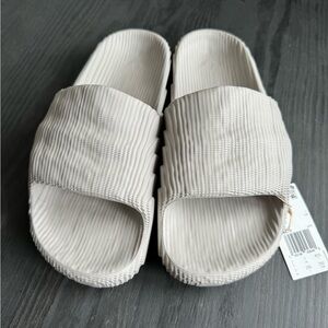 Adidas Adilette 22 Slides BNWT